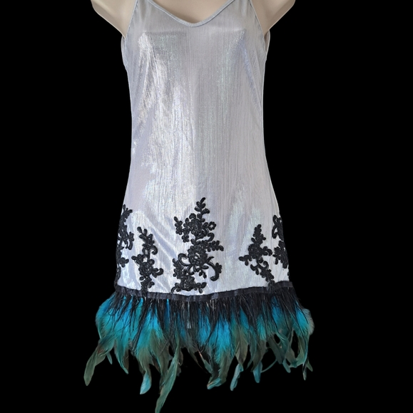 Handmade Ostrich Feather Dress! Made with ♥️♥️♥️ - Picture 6 of 8